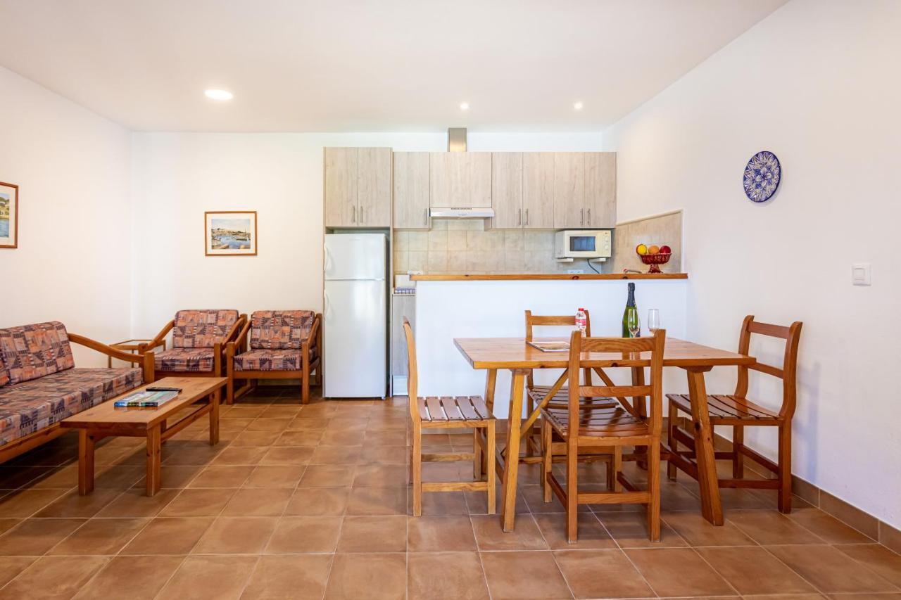 Apartamentos Arenal Playa Punta Grossa Exteriör bild
